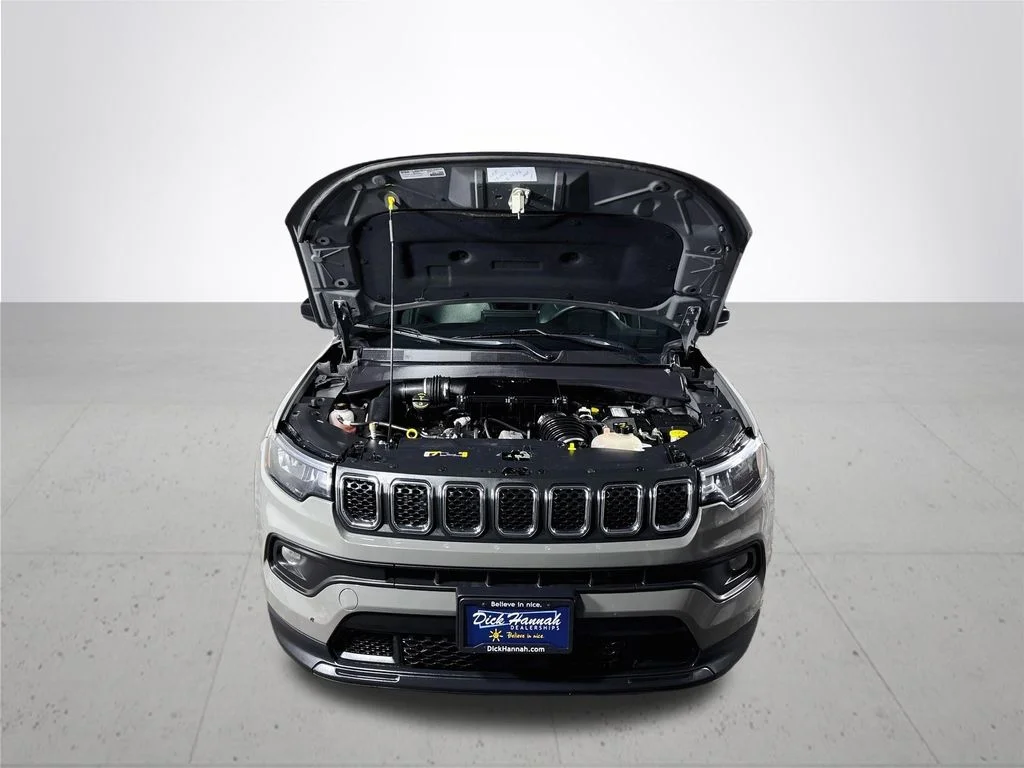 Used 2023 Gray Jeep Latitude image 21