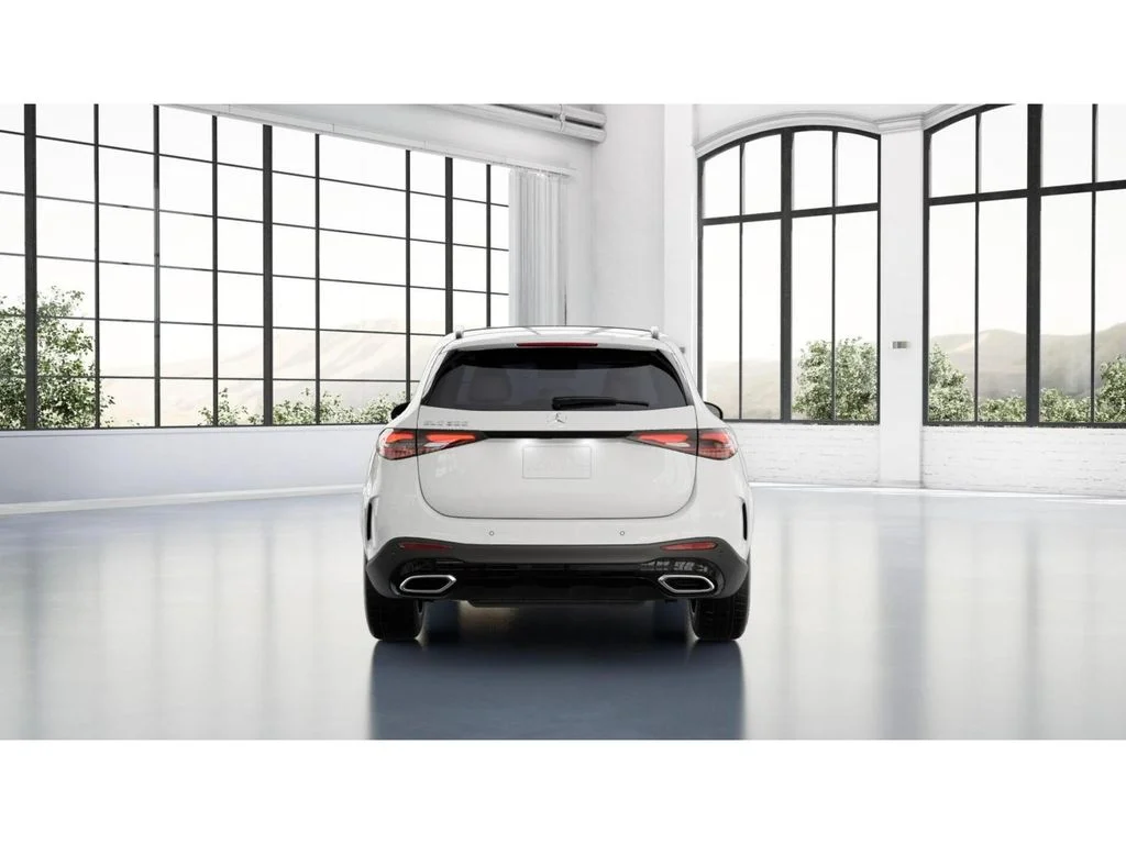 New 2027 White Mercedes-Benz GLC 300 image 25