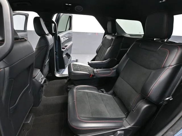 Used 2025 Blue Ford ST image 38