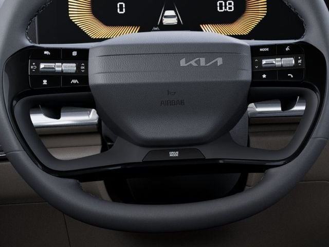New 2027 Ceramic Silver Kia LXS image 22