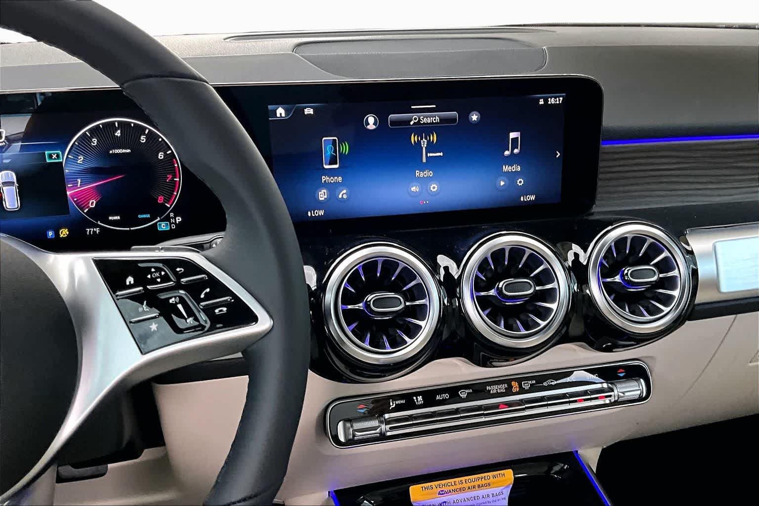 New 2026 Night Black Mercedes-Benz GLB 250 image 9