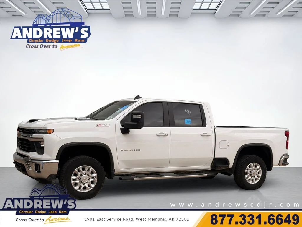 2024 Chevrolet Silverado HD's photo