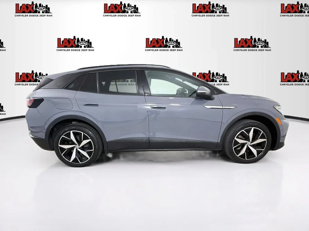 Used 2023 Gray Volkswagen Pro S image 8