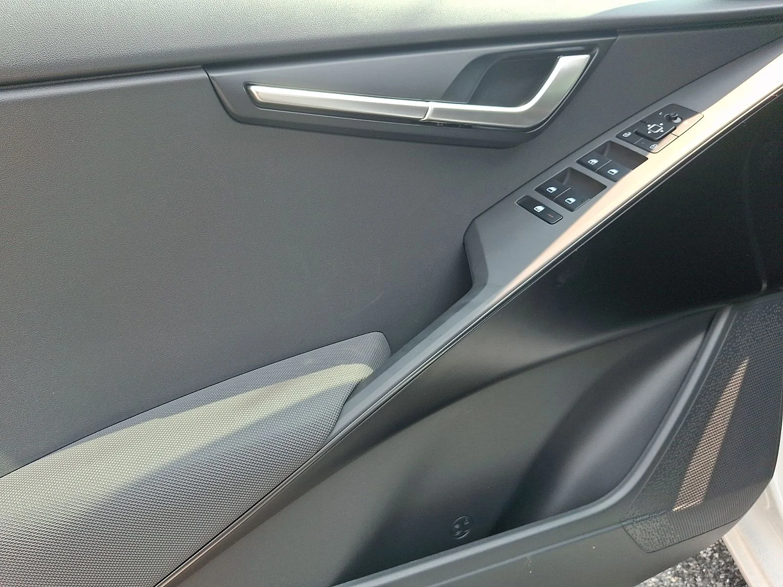 New 2026 White Kia LX image 11