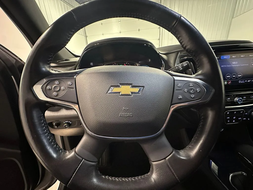 Used 2022 Silver Chevrolet LT image 37
