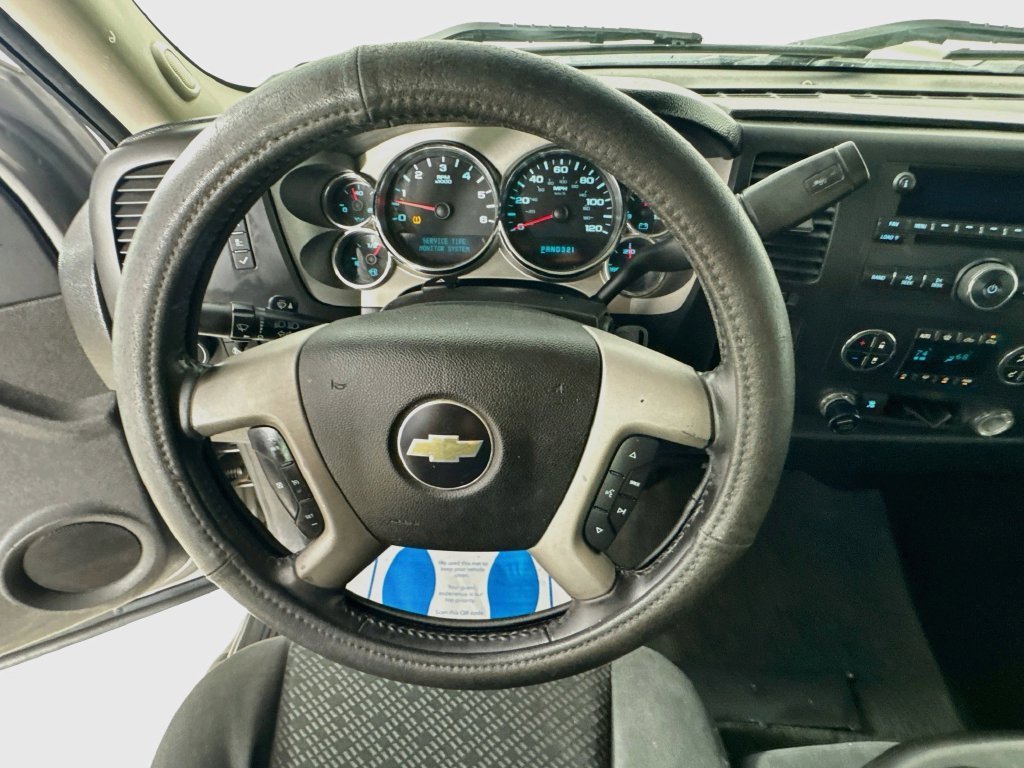 Used 2008 Graystone Metallic Chevrolet LT image 13
