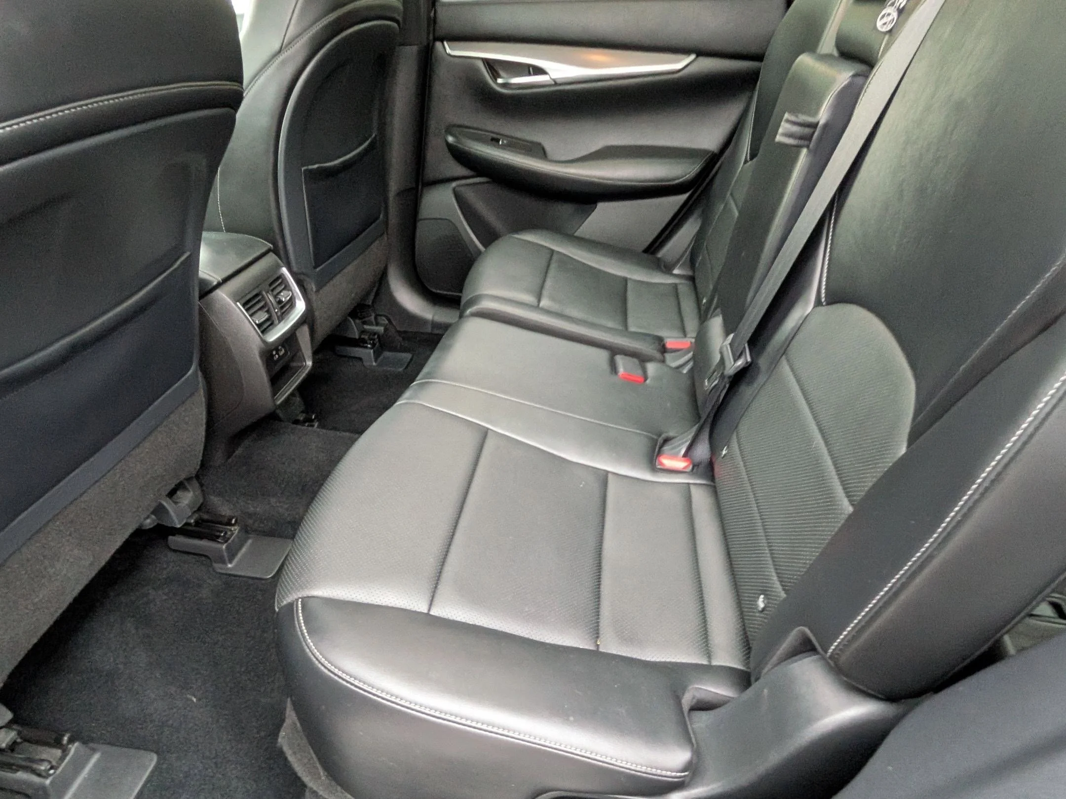 Used 2022 Graphite Shadow INFINITI LUXE image 20