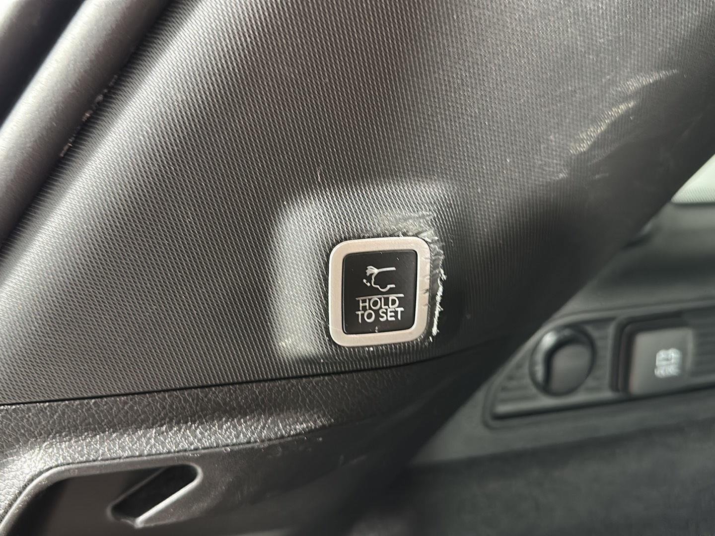 Used 2023 SILVER ZYNITH Jeep SUMMIT image 30