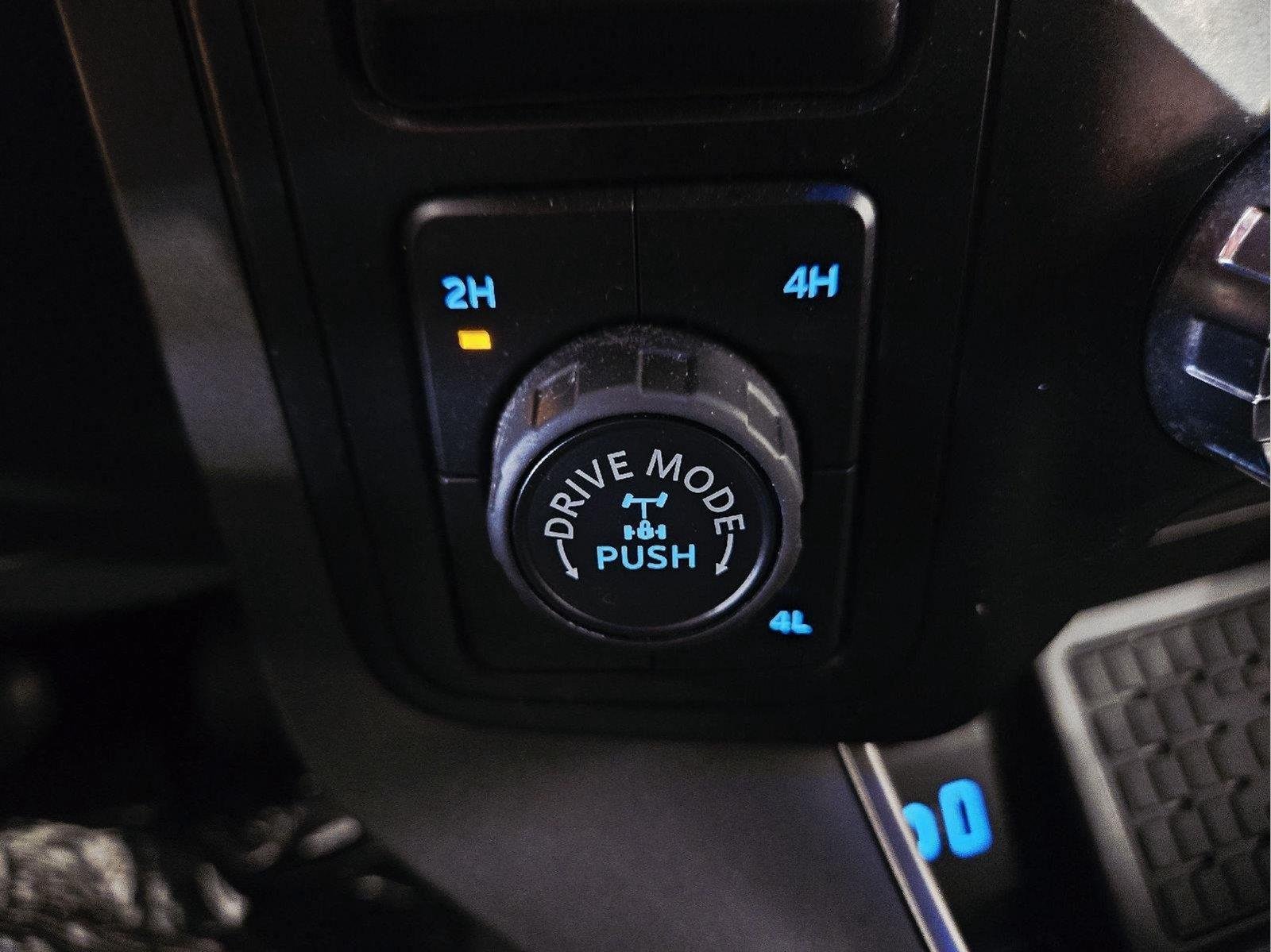 Used 2024 Blue Ford XLT image 22