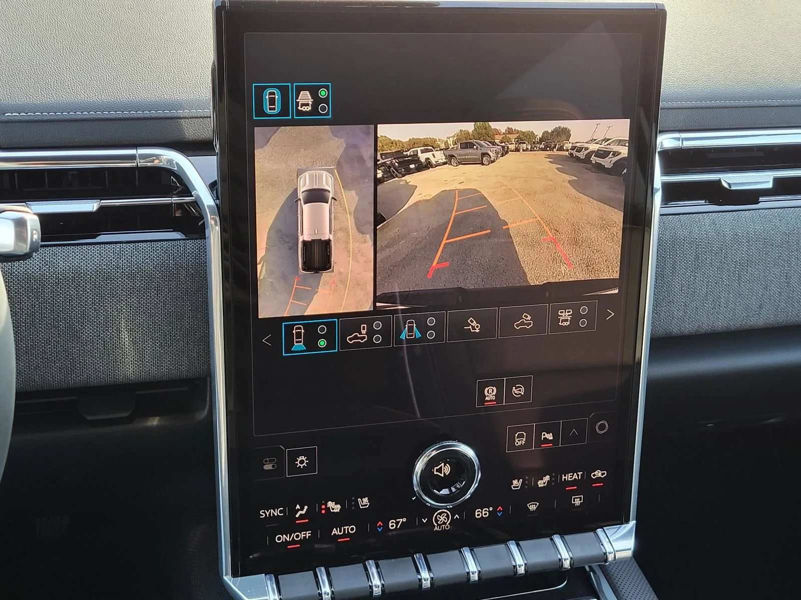2026 GMC Sierra EV Elevation - Photo 10