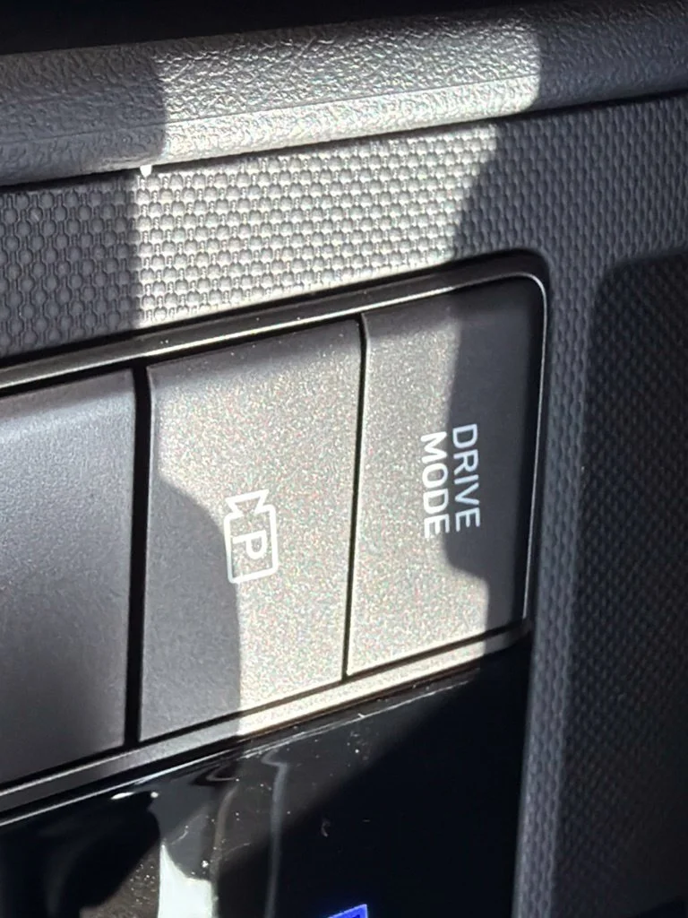 New 2026 Amazon Gray Hyundai SEL Sport image 28