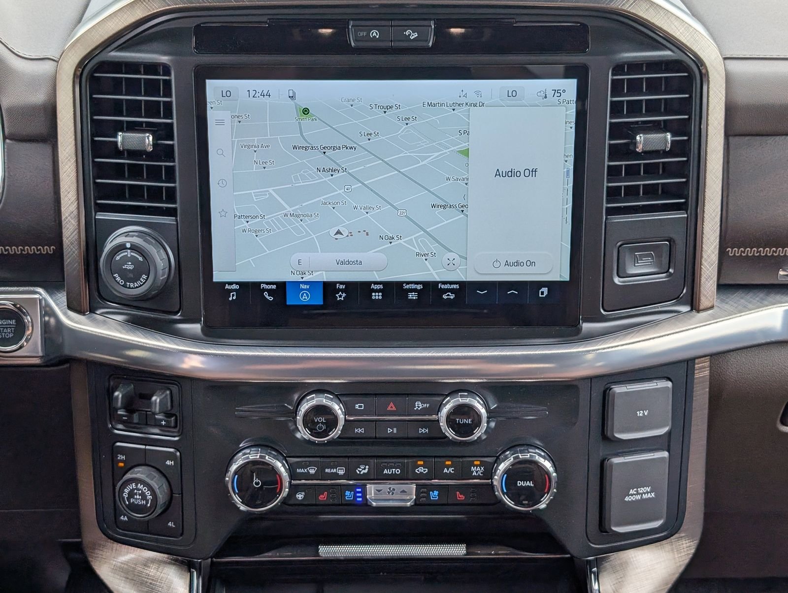 New 2026 Agate Black Metallic Ford King Ranch image 17