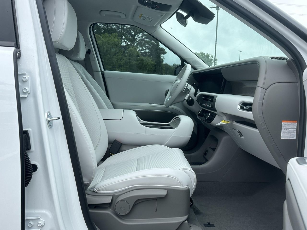 New 2026 Creamy White Pearl Hyundai Blue SEL 7P image 13