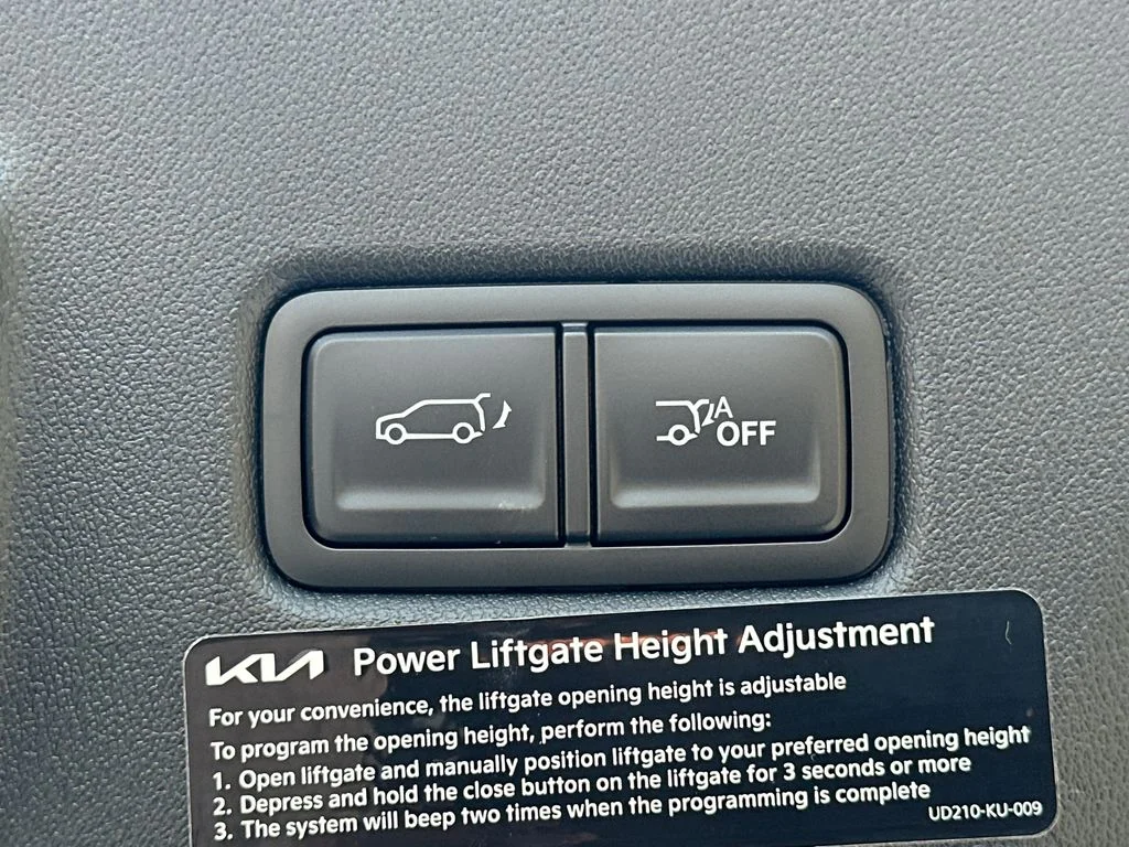 New 2027 White Kia EX image 19