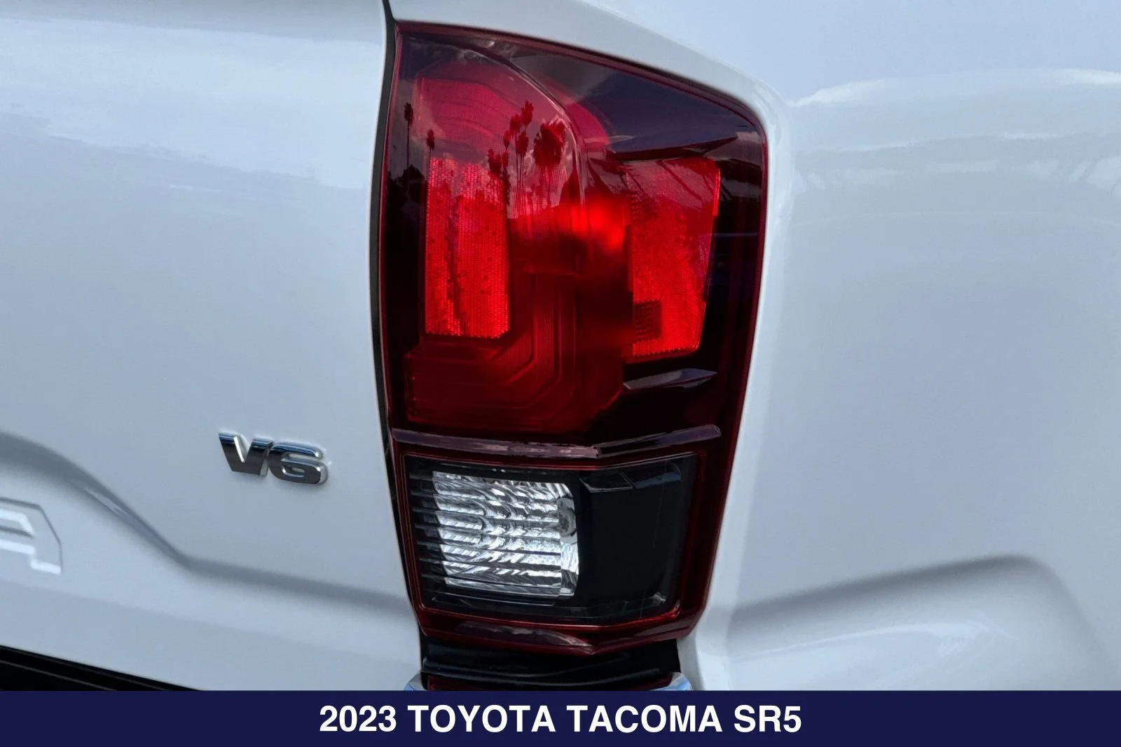 Used 2023 Ice Cap Toyota SR5 Certified Pre-Owned image 28