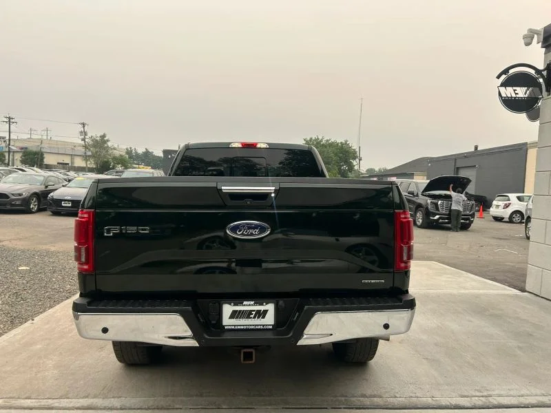 Used 2016 Green Ford Lariat Pickup 4D 6 1/2 ft image 29