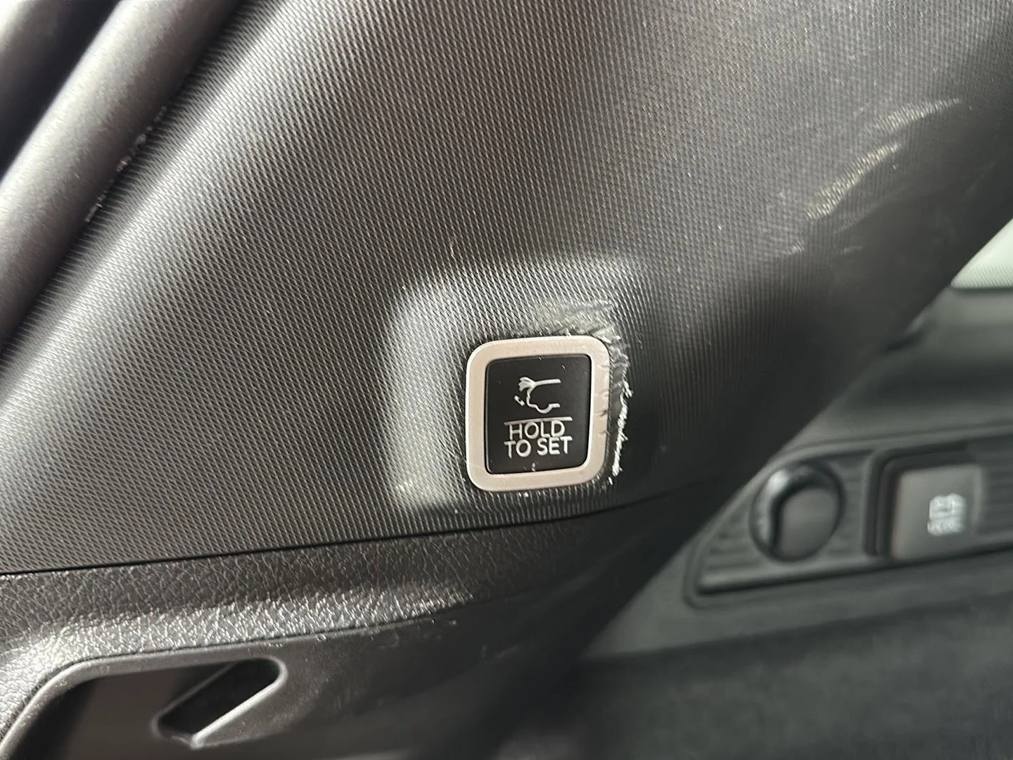 Used 2023 SILVER ZYNITH Jeep SUMMIT image 30