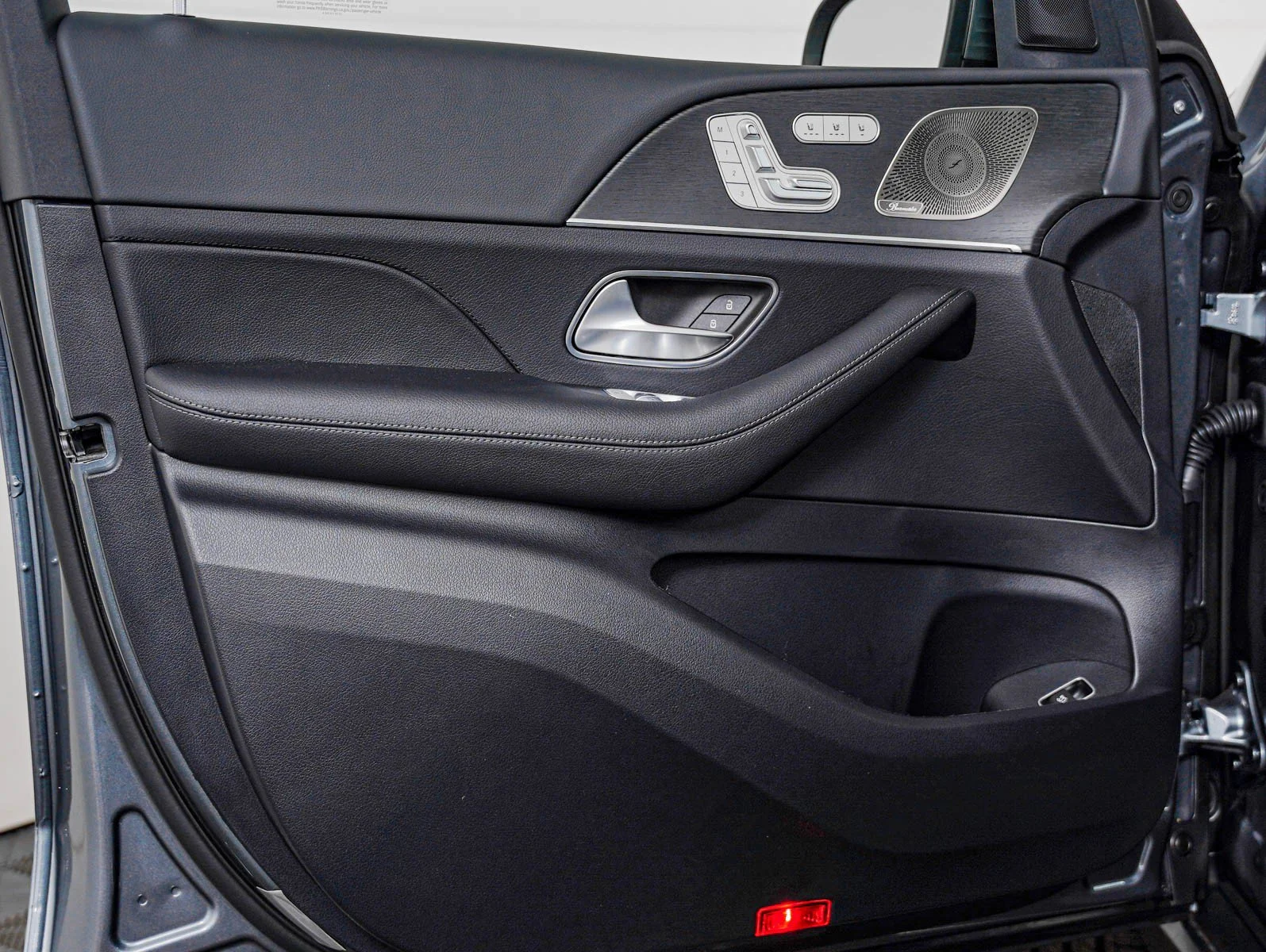 New 2026 Selenite Grey Metallic Mercedes-Benz 450 4MATIC® image 22