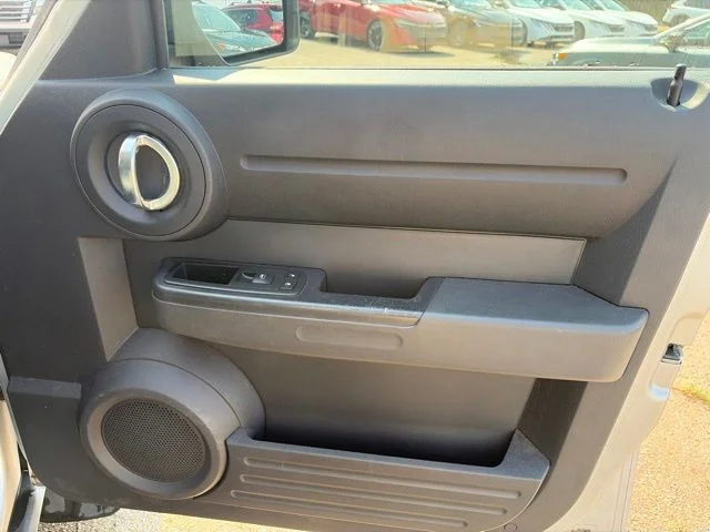 Used 2009 Silver Dodge SE image 14