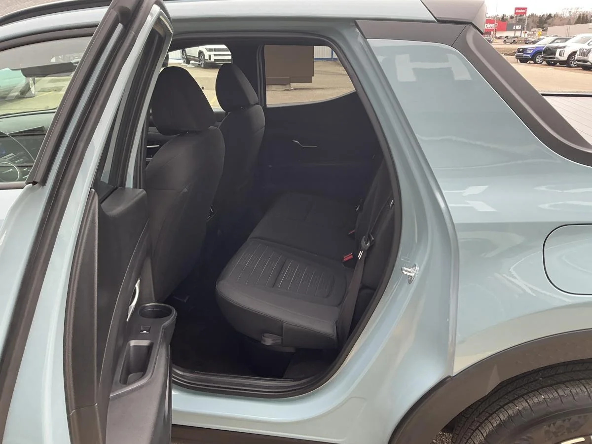 Used 2025 Blue Hyundai Preferred image 34