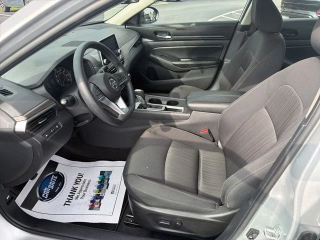 2025 Nissan Altima SV - Photo 23