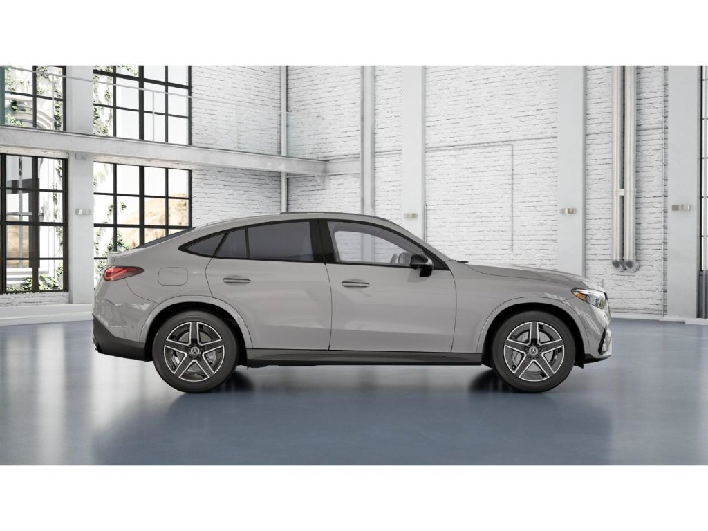 New 2027 MANUFAKTUR Alpine Grey Mercedes-Benz GLC 300 Coupe 4MATIC® image 2