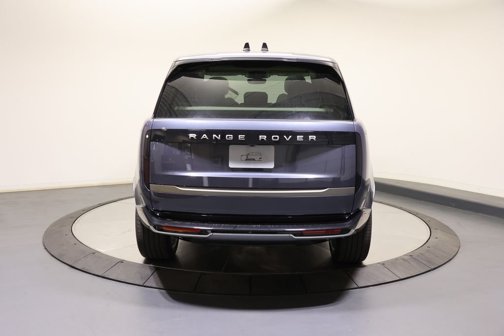 New 2026 Varesine Blue Land Rover SE image 4
