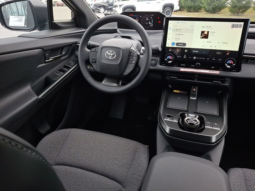 2026 Toyota bZ XLE - Photo 9