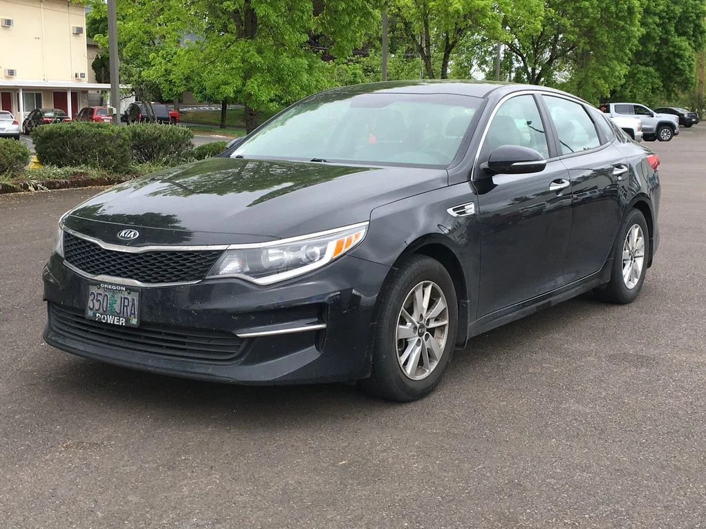 2016 Kia Optima LX AT's photo