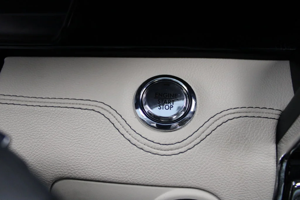 Used 2021 Black Lincoln Reserve image 27