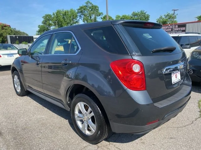 Used 2011 Gray Chevrolet LS image 4