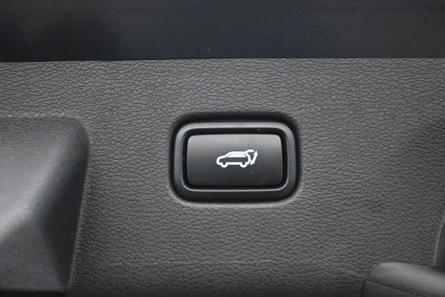 Used 2025 Gravity Gray Kia SX image 25