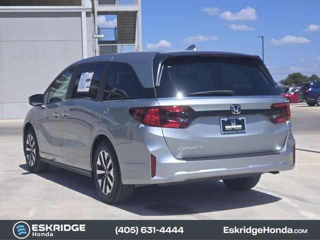 New 2026 Solar Silver Metallic Honda EX-L image 3