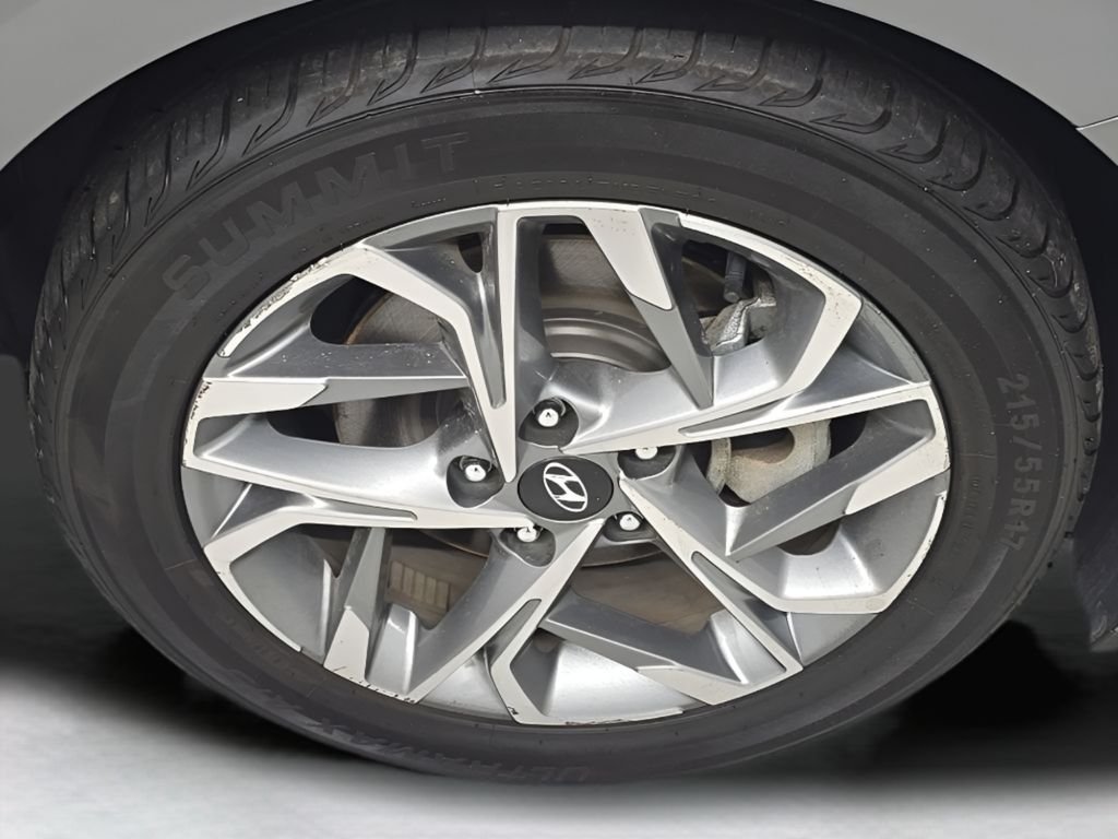 Used 2023 Gray Hyundai SEL image 41