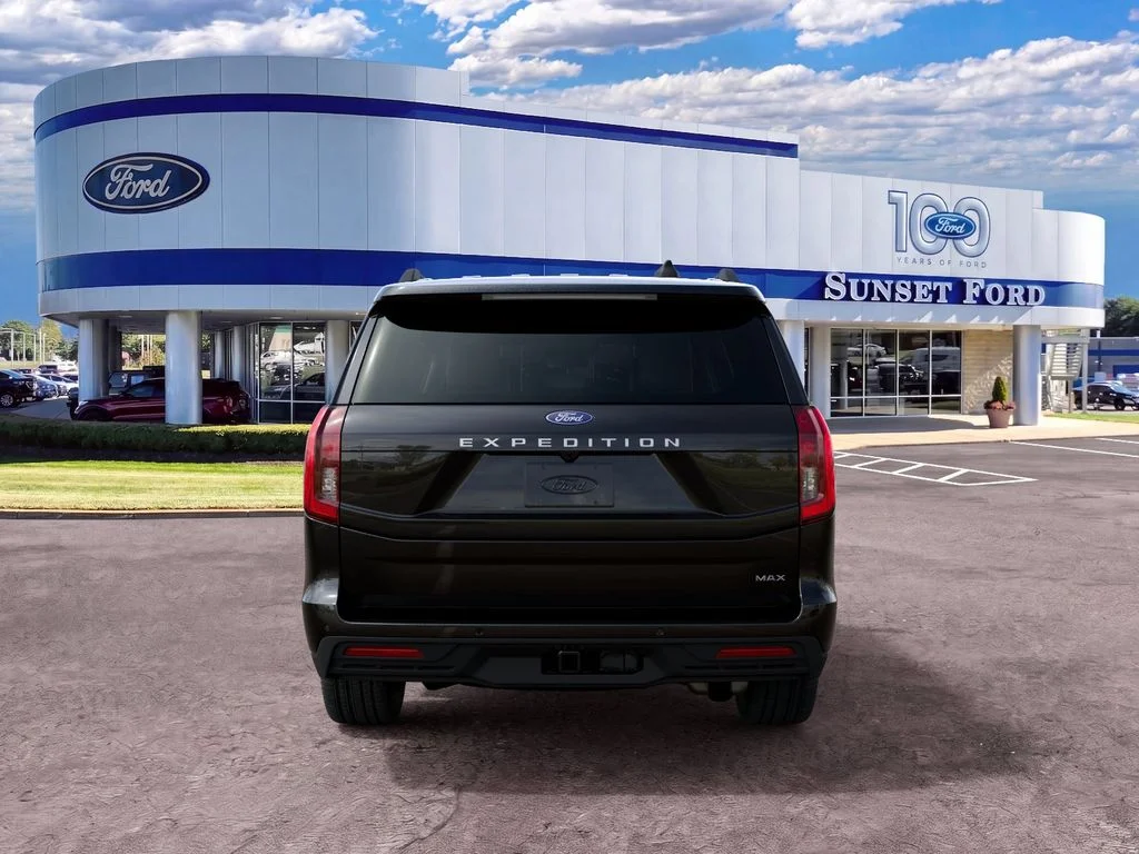 New 2027 Agate Black Metallic Ford Active™ image 7