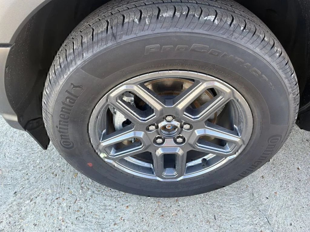 New 2026 Azure Gray Metallic Tri-Coat Ford Big Bend® image 11