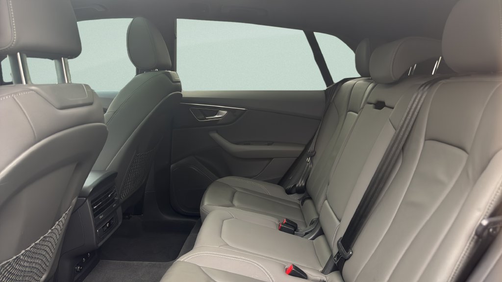 Used 2022 Silver Audi 55 Premium image 26