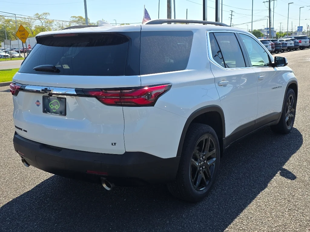 Used 2023 Summit White Chevrolet LT image 16