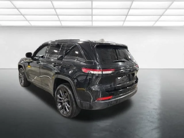 Used 2024 Black Jeep Limited image 7
