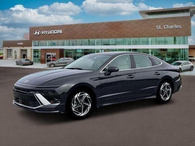 Used 2026 Blue Hyundai SEL Sport image 2