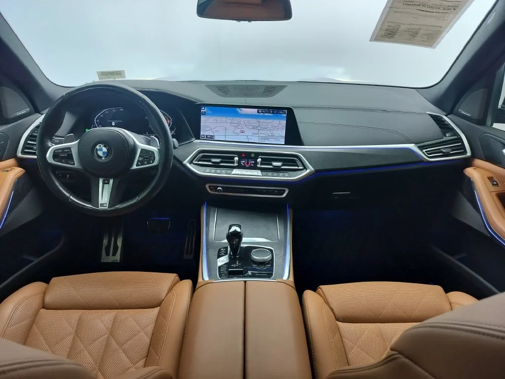 Certified Used 2023 Blue BMW xDrive40i image 11