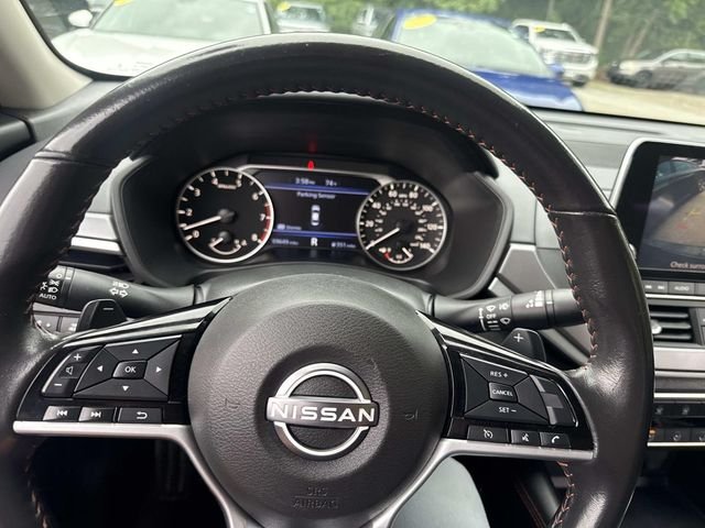 Used 2024 Super Black Nissan 2.5 SR image 30
