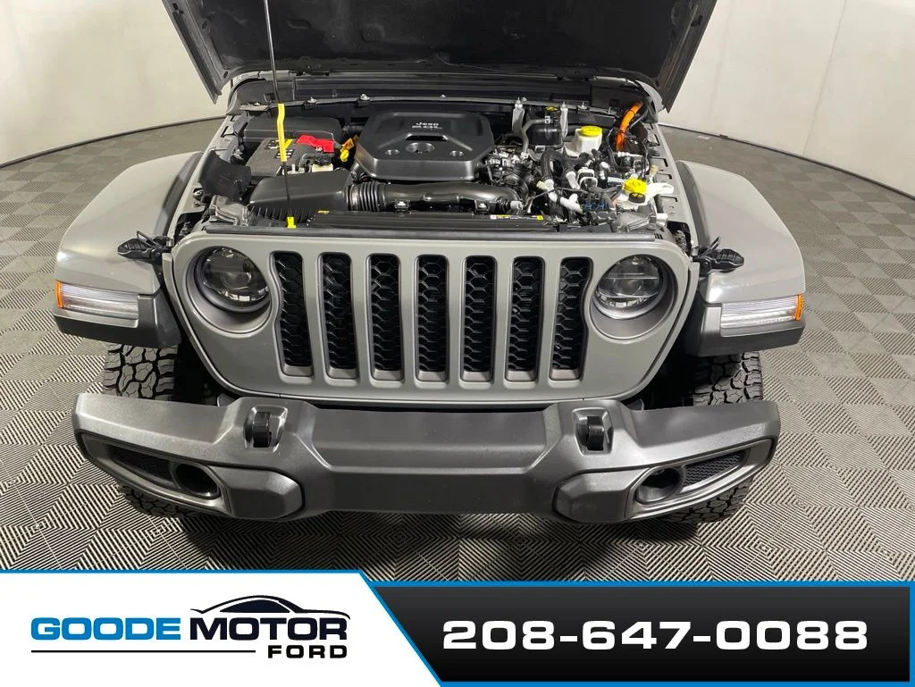 Used 2023 Gray Jeep Rubicon 4xe image 18