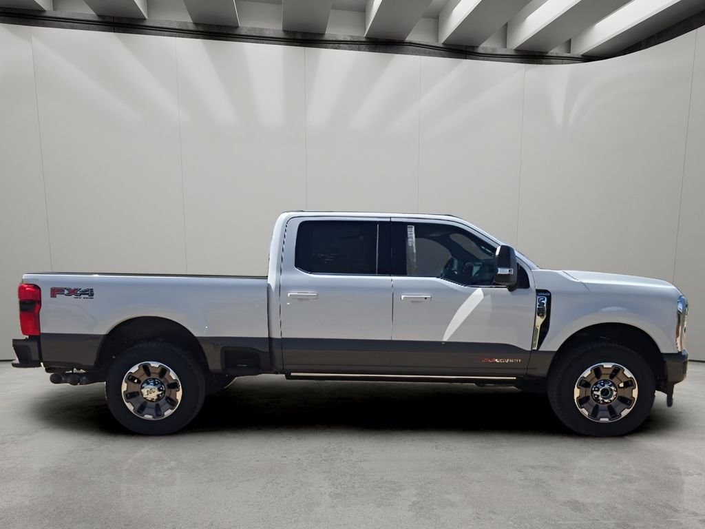 New 2026 Star White Metallic Tri-Coat Ford F-250® King Ranch® image 6