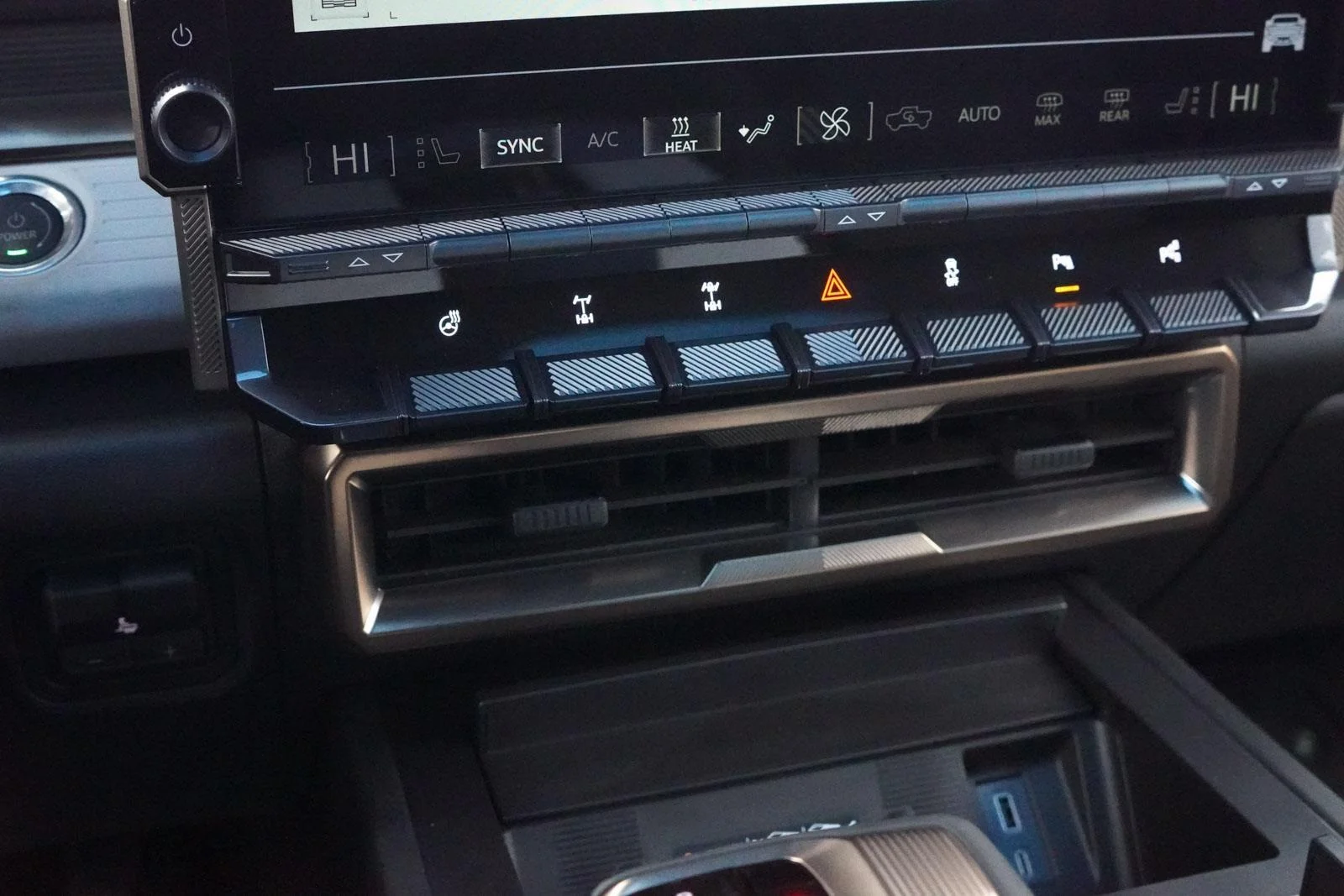 2024 GMC HUMMER EV 2X - Photo 22