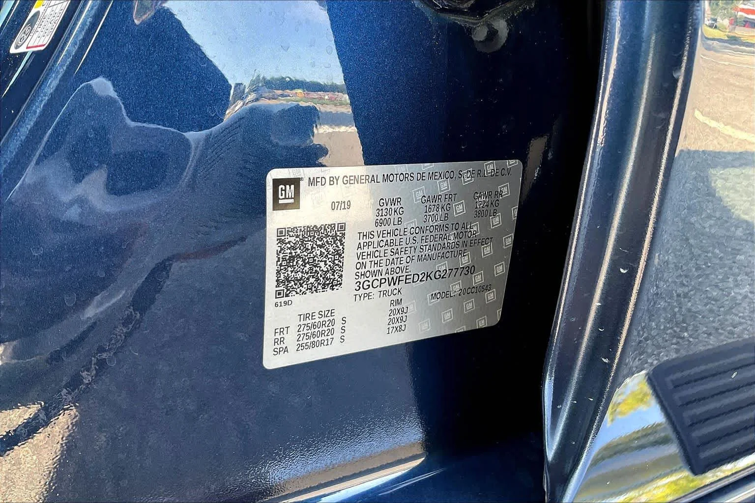 Used 2019 Northsky Blue Metallic Chevrolet High Country image 34