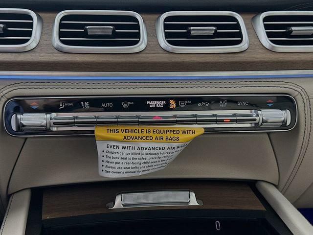 New 2026 Polar White Mercedes-Benz GLS 580 image 49