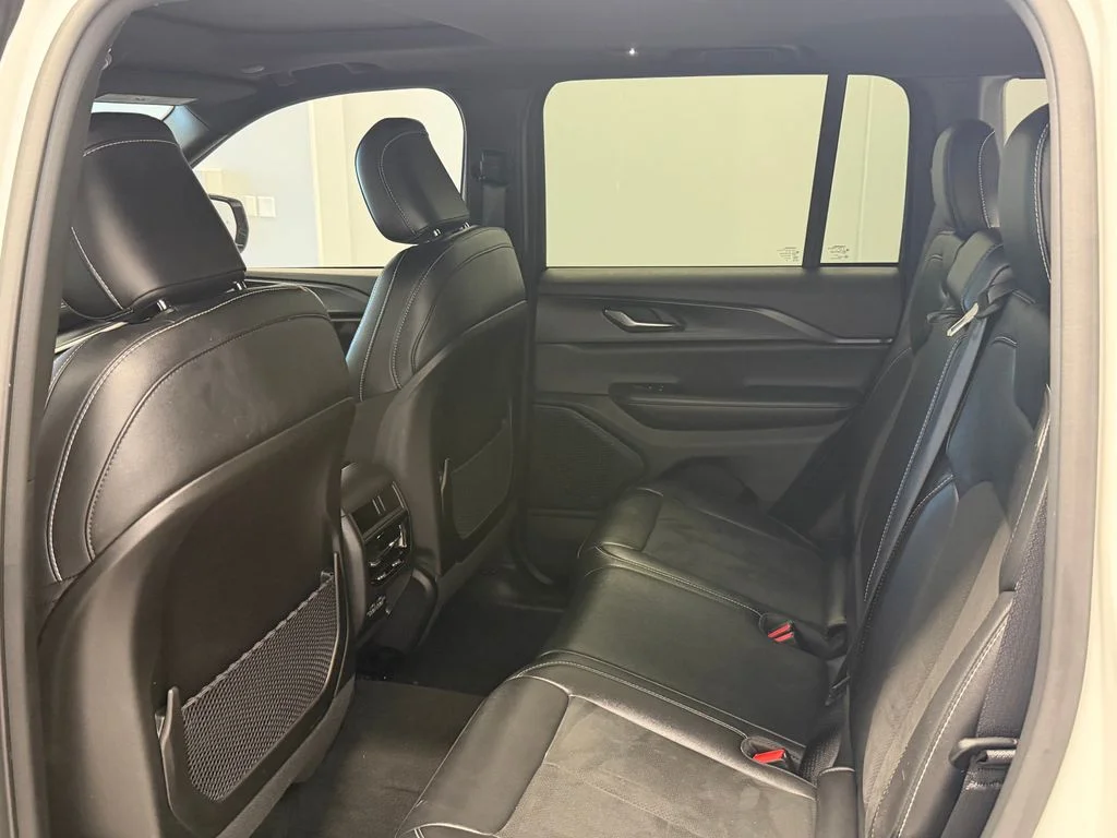Certified Used 2023 White/off-white Jeep Altitude X image 20