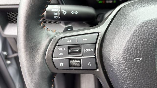 Used 2024  Honda Sport image 13