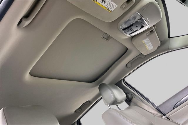 Used 2012 Red Jeep Laredo image 20